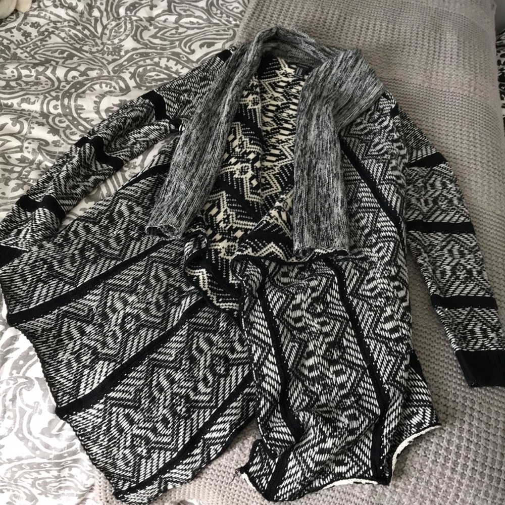 Black & White Patterned Cardigan
